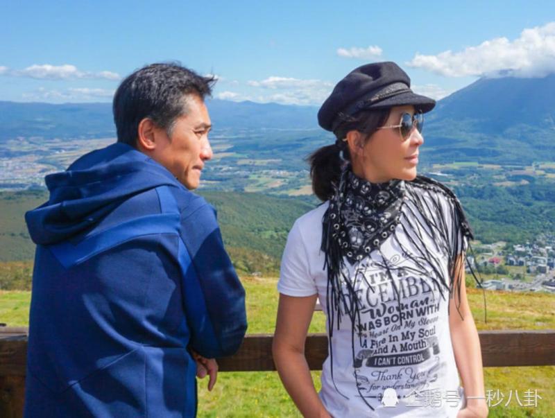 Chuyện tình Lương Triều Vỹ - Lưu Gia Linh: 'Cùng nhau trưởng thành, cùng nhau chầm chậm già đi' Chuyện tình Lương Triều Vỹ - Lưu Gia Linh: 'Cùng nhau trưởng thành, cùng nhau chầm chậm già đi'