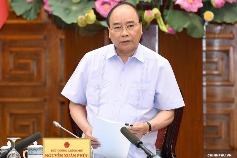 Cách Thủ tướng Nguyễn Xuân Phúc yêu vợ: Đi đâu cũng thắt cà vạt 'tone sur tone' với phu nhân Cách Thủ tướng Nguyễn Xuân Phúc yêu vợ: Đi đâu cũng thắt cà vạt 'tone sur tone' với phu nhân