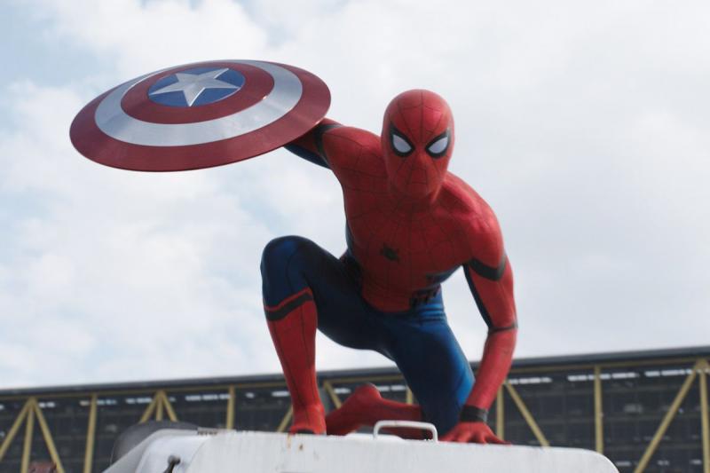 Spider-man 'bay màu' khỏi vũ trụ điện ảnh Marvel: Vì sao Sony không nhượng bộ Disney và Marvel? Spider-man 'bay màu' khỏi vũ trụ điện ảnh Marvel: Vì sao Sony không nhượng bộ Disney và Marvel?