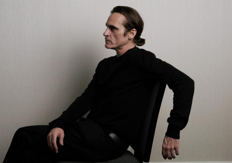 Joaquin Phoenix - 'Gã điên' với lối diễn method acting đã sẵn sàng nhập vai Joker Joaquin Phoenix - 'Gã điên' với lối diễn method acting đã sẵn sàng nhập vai Joker